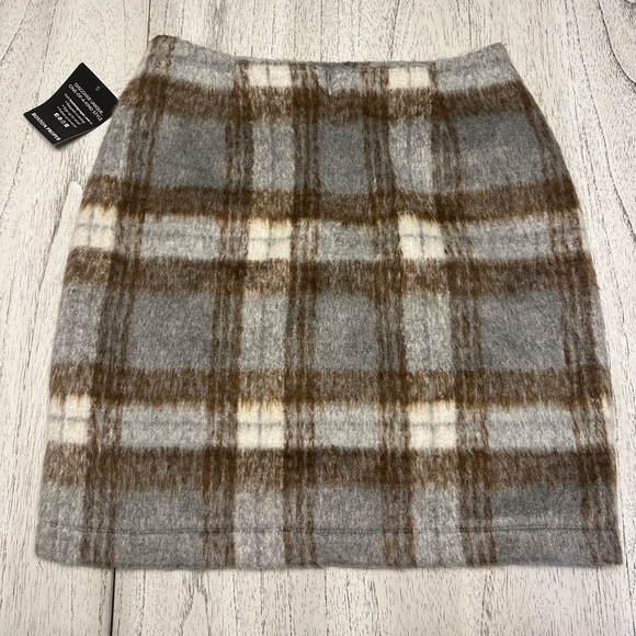 Boston Proper Skirt. - Picture 2 of 5